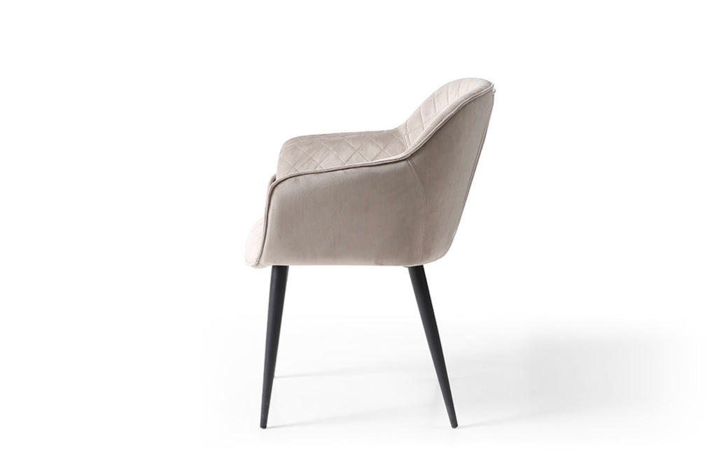 Casa Milano – 9189 Dining Collection