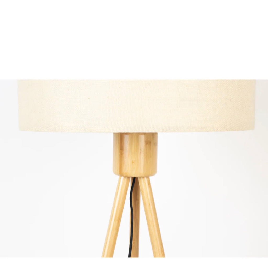 Casa Milano – Zuiver Fan Minimalist Tripod Floor Lamp