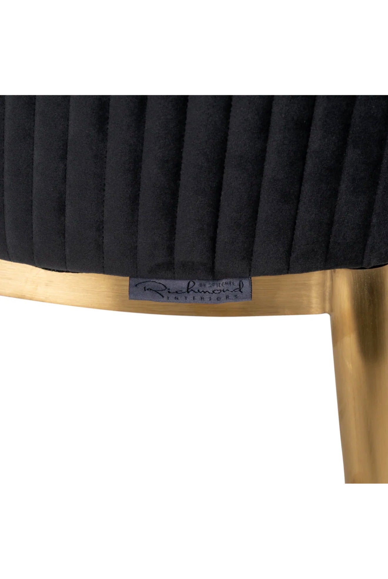 Casa Milano – Richmond Interiors Breeze Velvet Dining Armchair