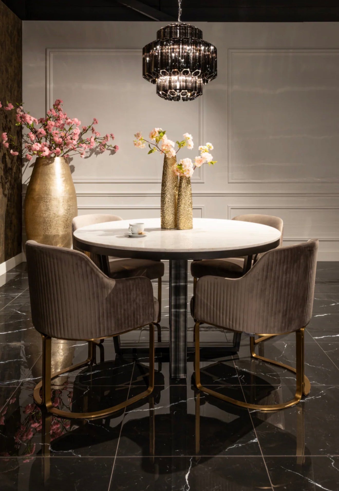 Casa Milano – Richmond Interiors Hadley Velvet Armchair