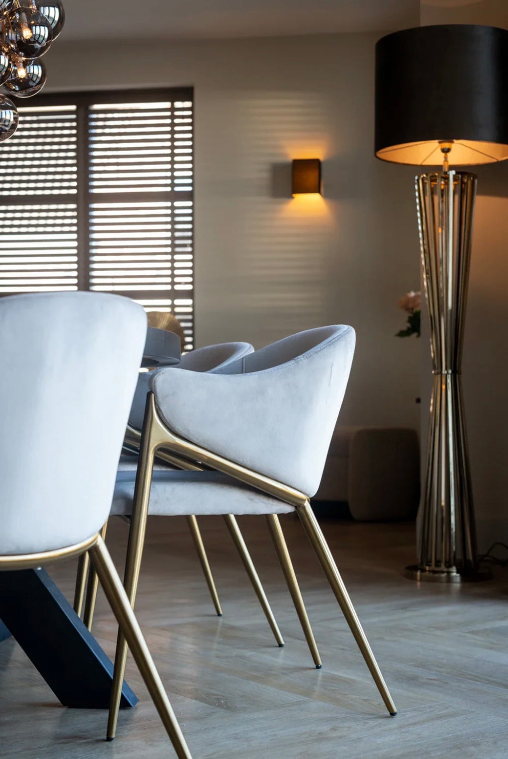 Casa Milano – Modern Velvet Dining Chair