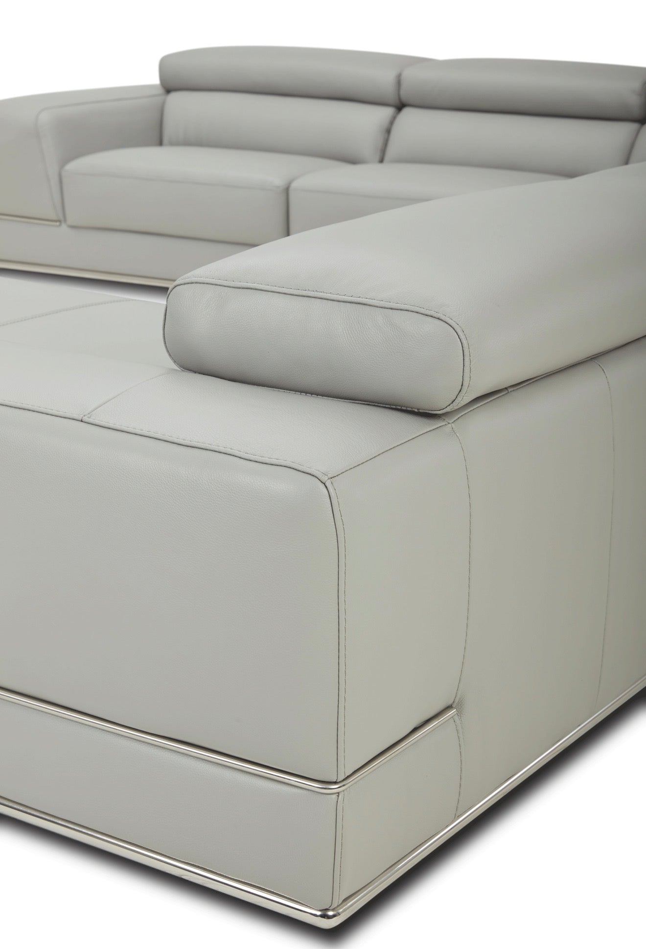 Casa Milano 1576 Italian Leather Sectional Sofa – Right Facing | Luxury Design