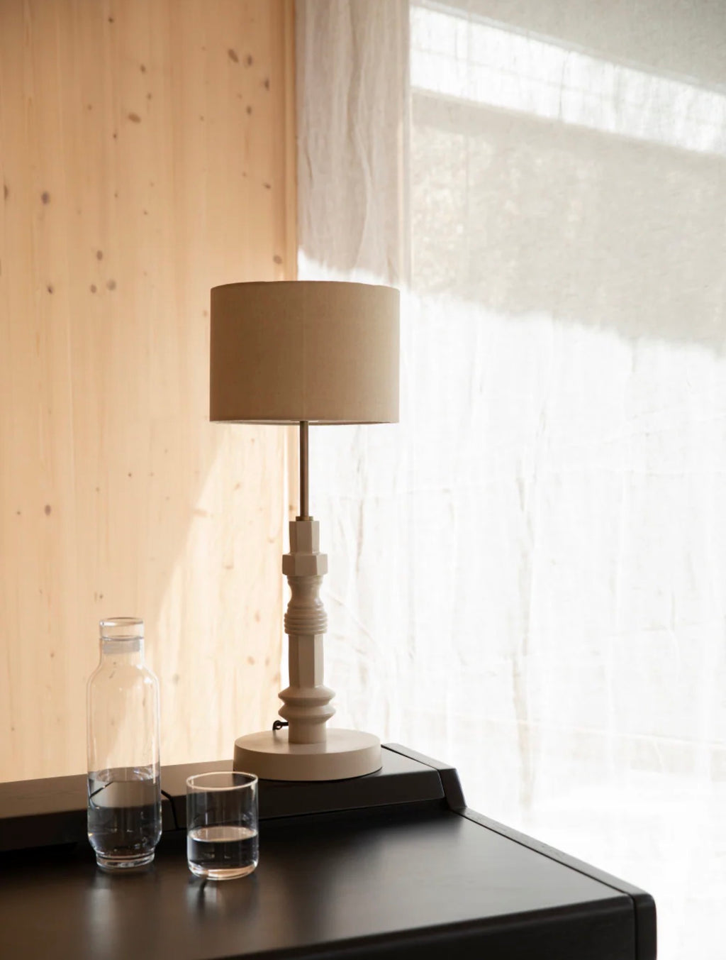 Casa Milano Modern Classic Table Lamp – Totem Design
