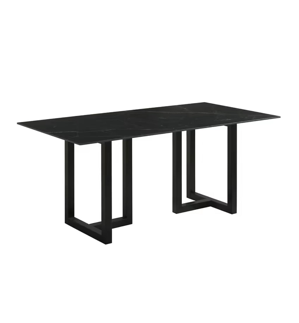 Casa Milano – Farrin Dining