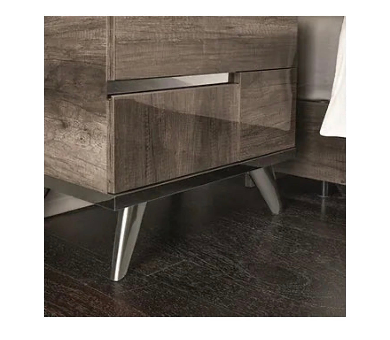 Casa Milano – Medea Collection